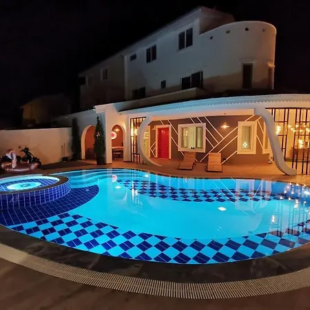 Βίλα Premium In Belek, 3 Rooms, 6 Guests, Jacuzzi - Loft *