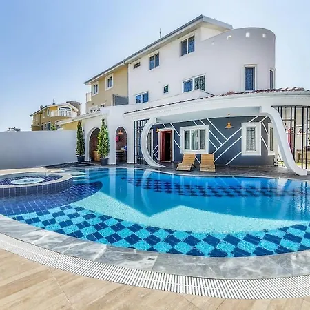 Premium In Belek, 3 Rooms, 6 Guests, Jacuzzi - Loft Μπέλεκ