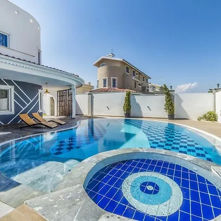 Premium In Belek, 3 Rooms, 6 Guests, Jacuzzi - Loft